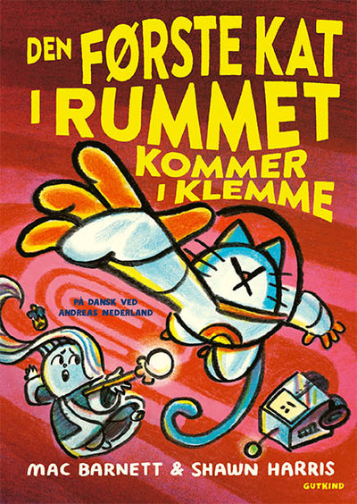 Den første kat i rummet kommer i klemme