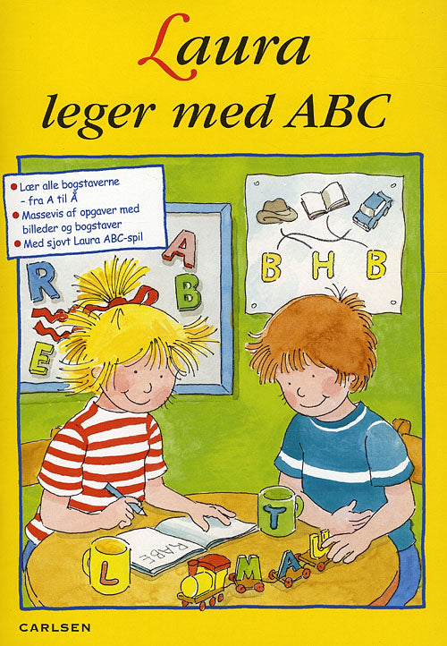 Laura leger med ABC
