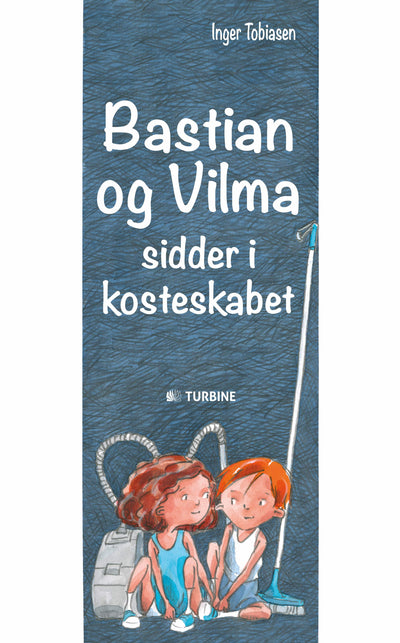 Bastian og Vilma sidder i kosteskabet