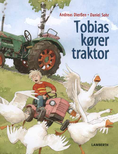 Tobias kører traktor